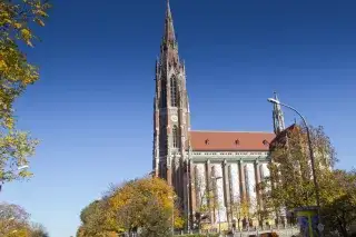 Heilig-Kreuz-Kirche