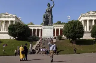 Bavaria an der Theresienwiese im Sommer