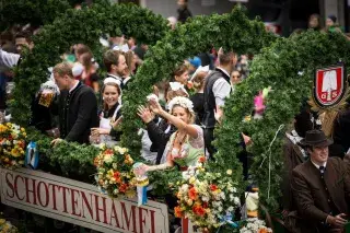 Programm auf dem Oktoberfest: Einzug der Wiesnwirte