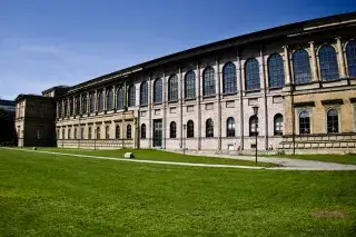 Die Fassade der Alten Pinakothek