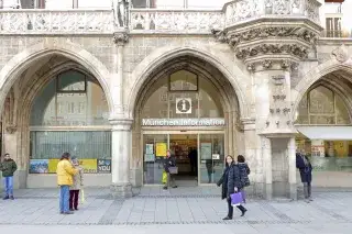 Münchner Stadtinformation für Touristen im Rathaus