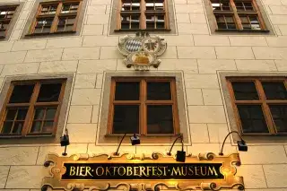 Eingang zum Bier- und Oktoberfestmuseum