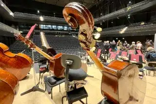 Instrumente auf der Bühne der Isarphilharmonie