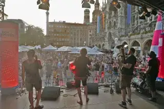 Bühne auf dem Stadtgeburtstag am Marienplatz