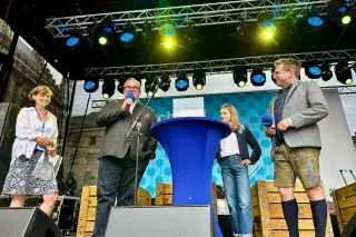 Wiesntisch-Verlosung beim Stadtgeburtstag München