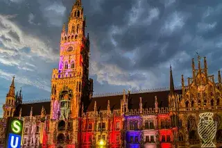 Light Art am Neuen Rathaus